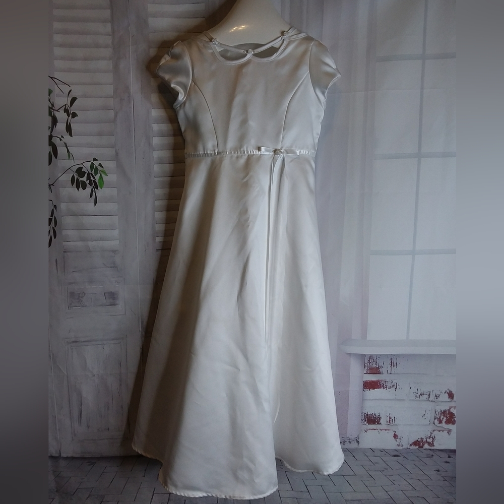 Biscotti white bridal formal flower girl dress size 8